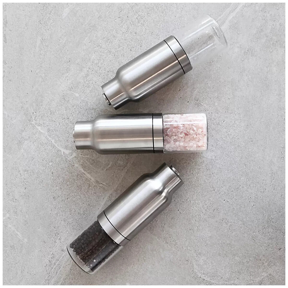 CARAHAN 2pcs Salt and Pepper Gravity Activated AUTO Electric Grinder Set