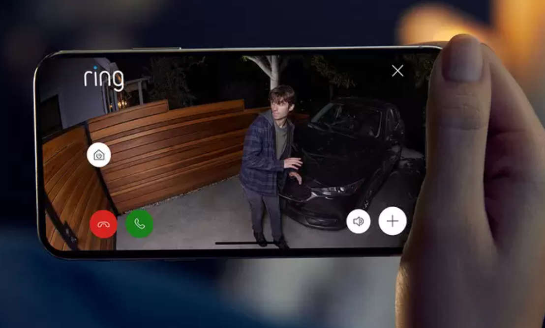 Ring Stick Up Cam Battery 3 Pack (White) + Spotlight Cam Plus Battery (White)