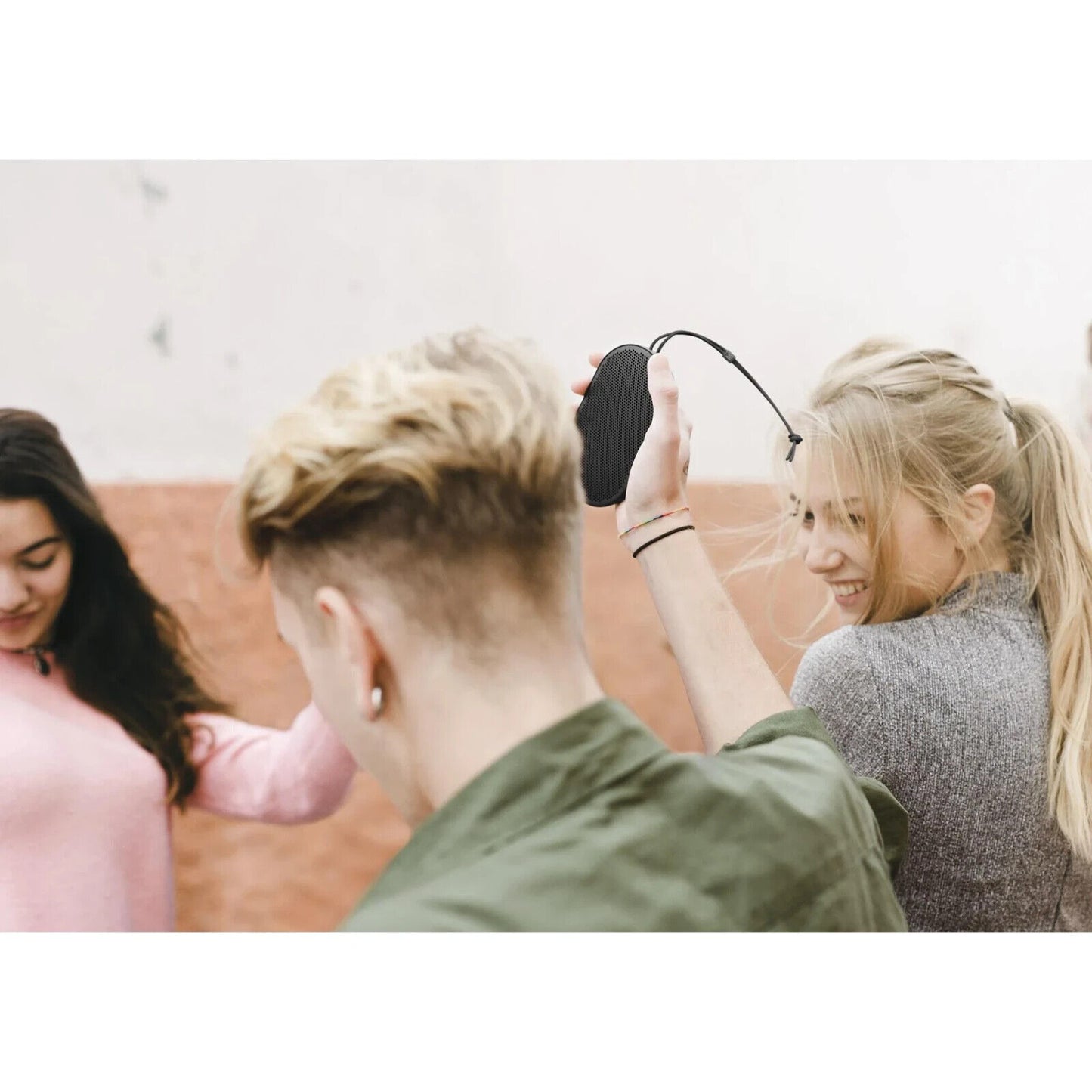 B&O Bang & Olufsen Beoplay P2 Portable Wireless Bluetooth Speaker (Black)