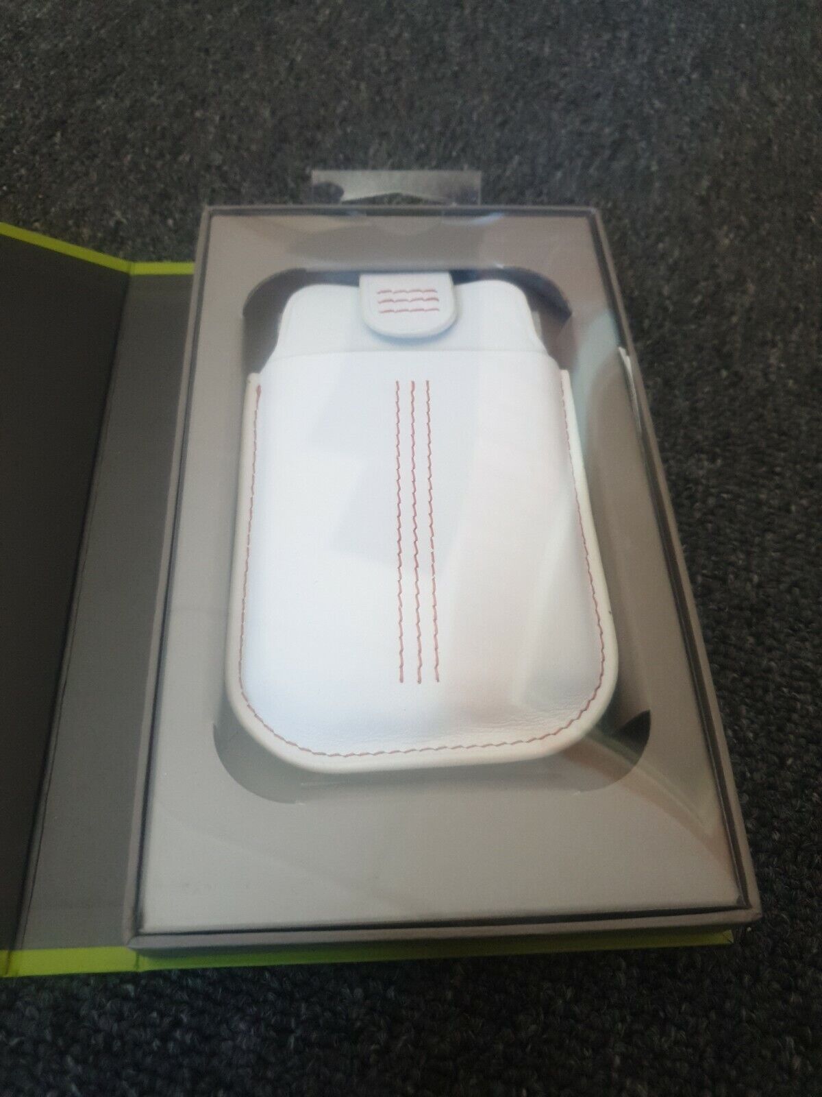 Acme Made The Cigar Premium White Leather iPhone SE 1st Gen /5/5S/4/4S Case