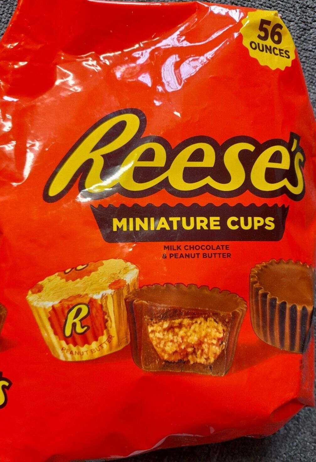 Reese's Miniature Cups Milk Chocolate Peanut Butter 1.58kg Bulk Bag Reese Reeses