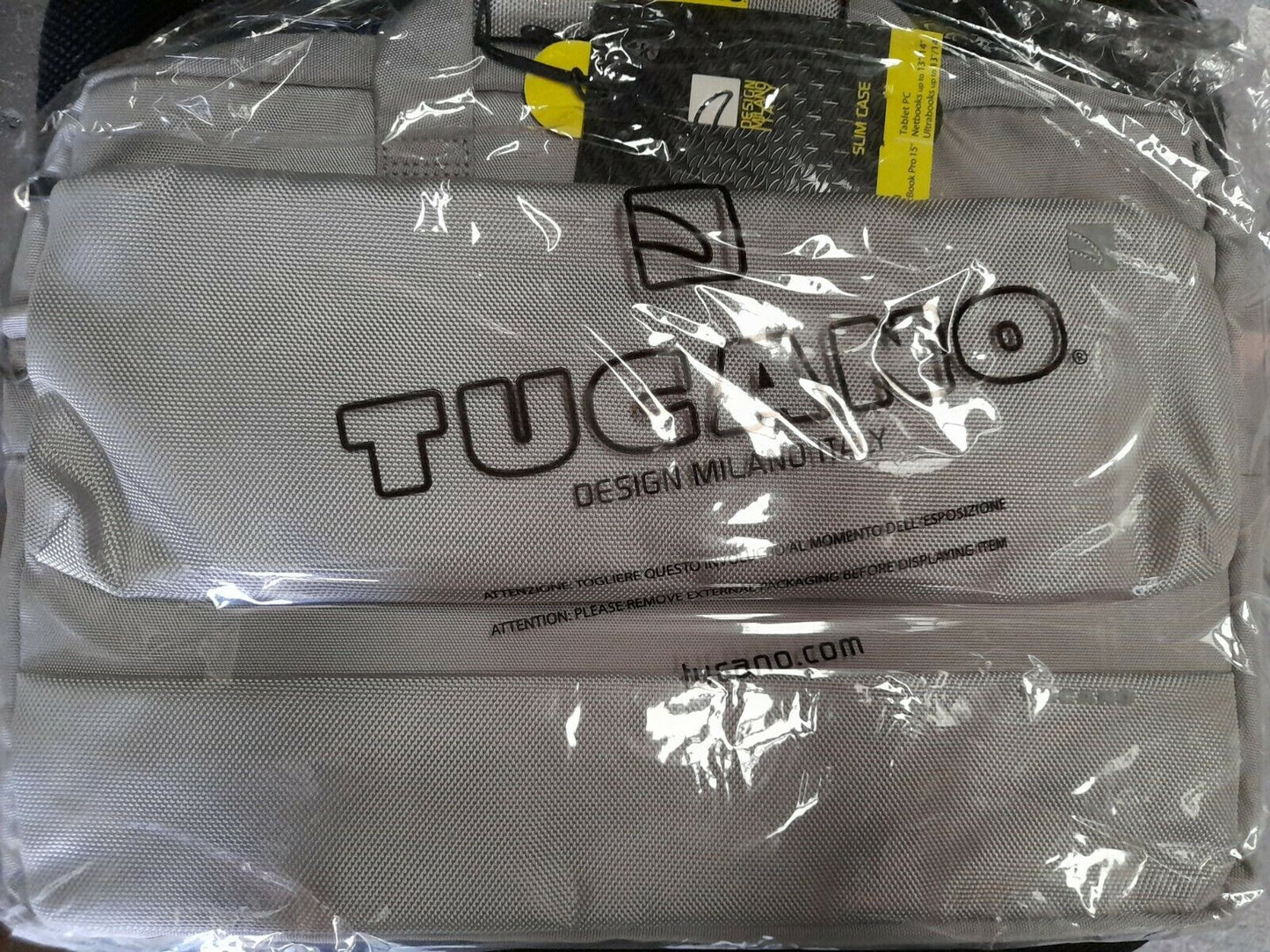 Tucano Dritta Slim Case Bag for Macbook Pro 15" BDR1314-SL Silver Brand New