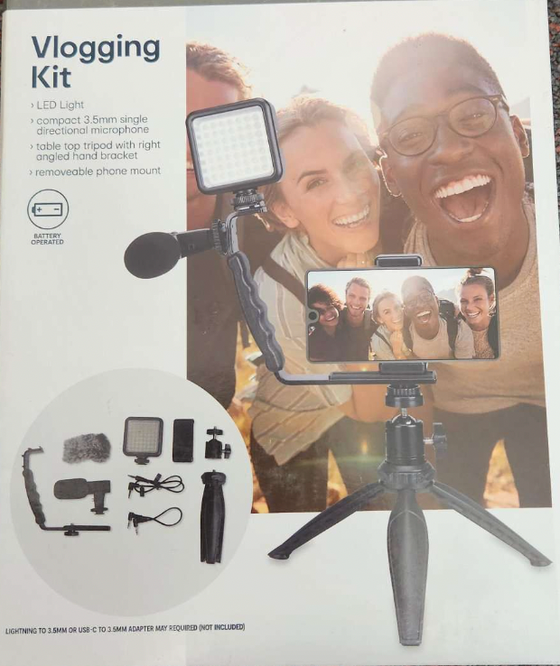 Vlogging Kit Compact 3.5mm single directional Mic LED light Battery Operated