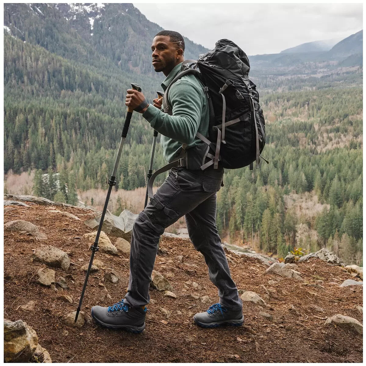 Cascade Mountain Tech Carbon Fibre Trekking Poles Set Retractable Snow,Bush,Walk