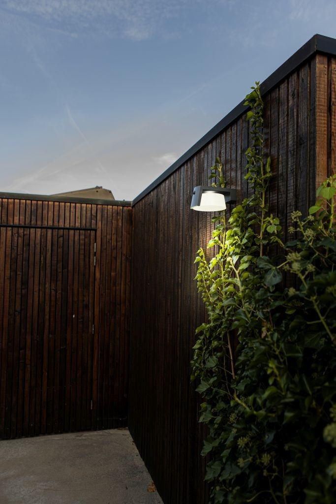 LUTEC Solar Powered Motion Detected Sensor Wall 4000K LED Light 2 pk 1000 lumens