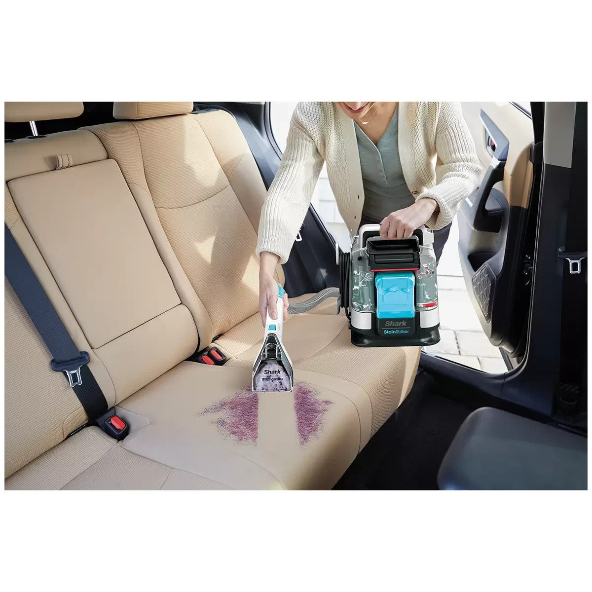 Shark StainStriker PX200ANZ Portable Carpet & Upholstery Stain Extractor Odours