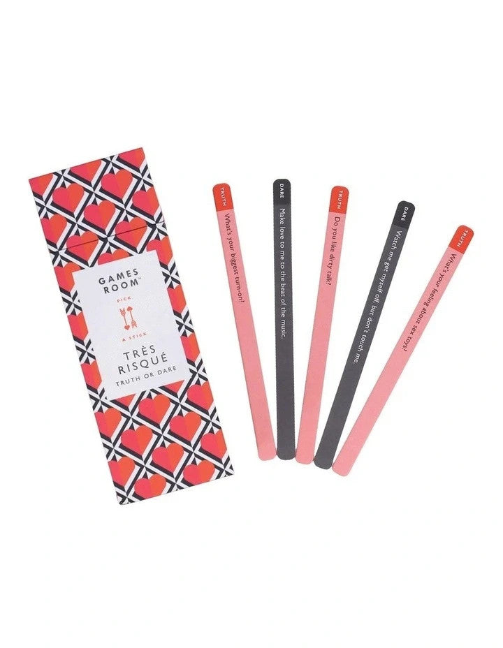 Games Room Tres Risque Truth or Dare