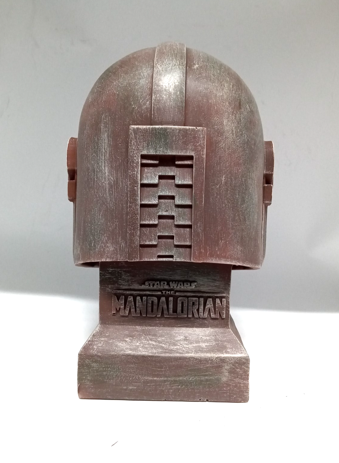 Star Wars Polyresin Helmet Statue – The Mandalorian