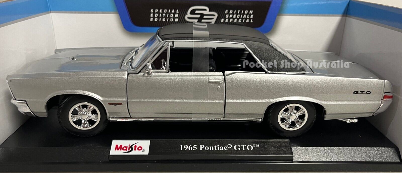Maisto 1965 Pontiac GTO Silver 1:18 Diecast Model Car American Muscle Car
