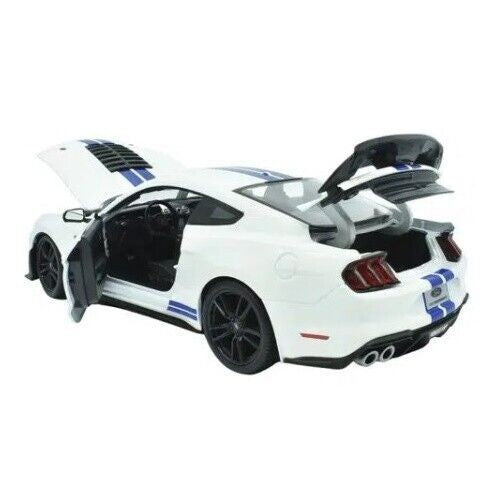 Maisto 1:18 2020 Mustang Shelby GT500 – White with Stripes – Special Edition