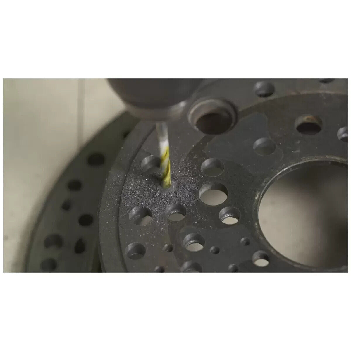 The Renovator Does It All Drill Bits Large Kit V2 Yellow