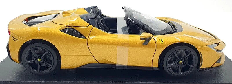 Maisto Ferrari SF90 Spider 1:18 Scale Diecast Model Car Gold
