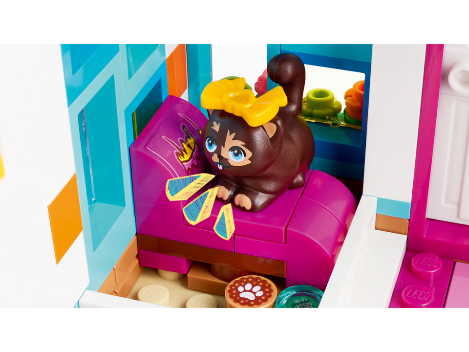 LEGO Friends 41742 Cat Hotel Vet Kitten Animal House Children Kitty OLLY NAOMI