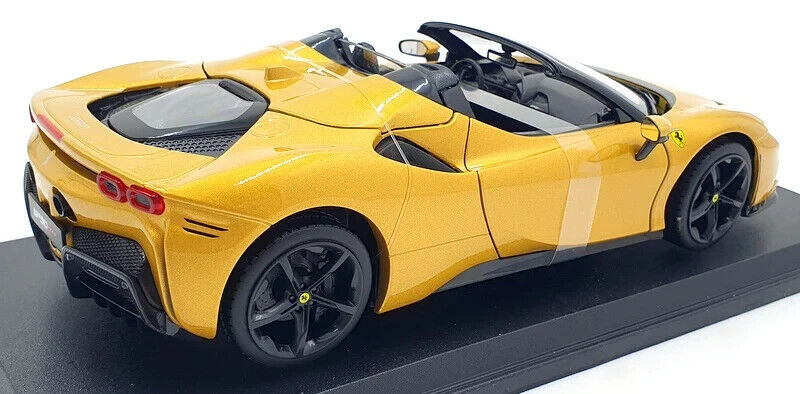 Maisto Ferrari SF90 Spider 1:18 Scale Diecast Model Car Gold