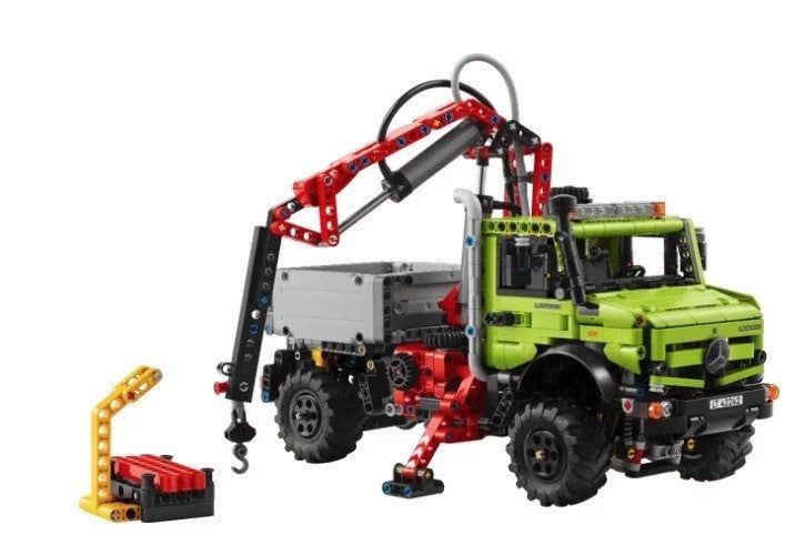 LEGO 42242 Mercedes-Benz Unimog U 5023 with Crane - Technic - New - AU