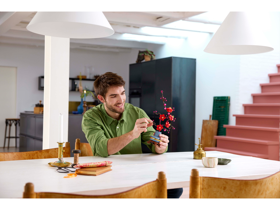 LEGO Icons Plum Blossom Botanicals Collection (10369)