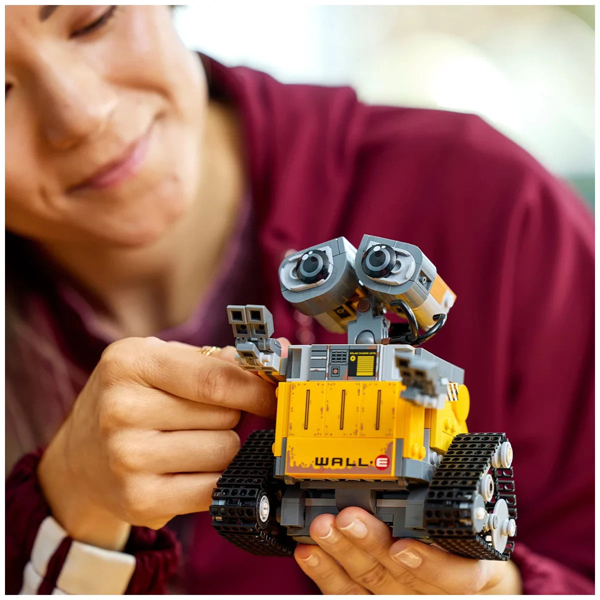 LEGO Disney Pixar 43279 WALL-E & EVE