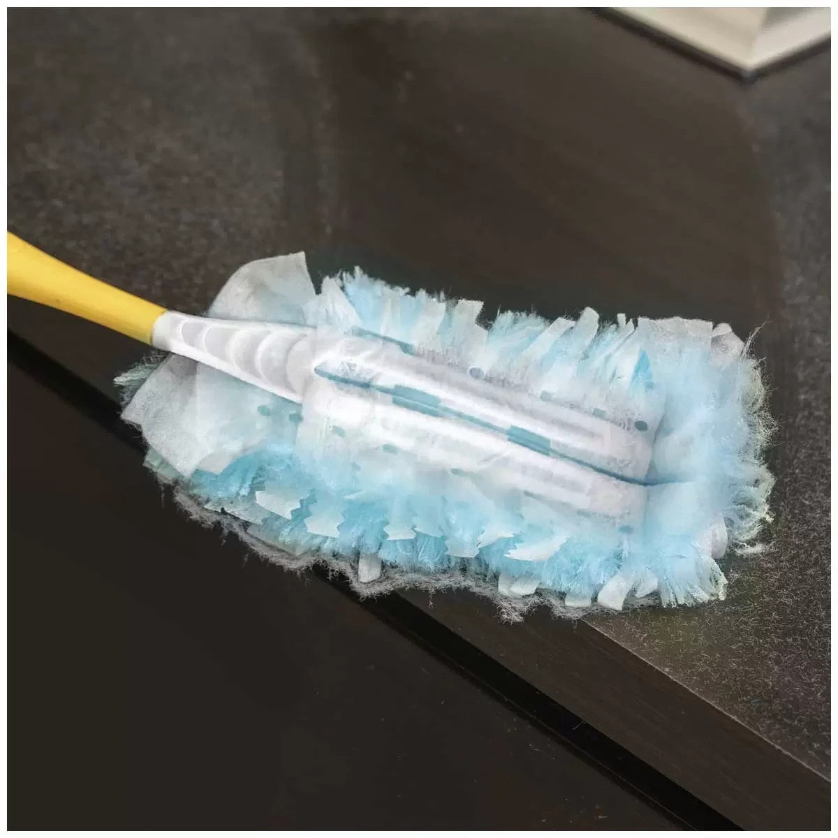 Swiffer Duster 180 Starter Kit 1 Handle And 28 Refills High Quality New