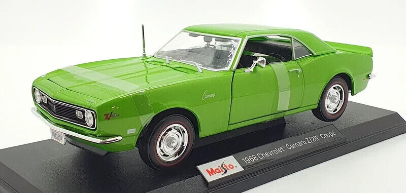 Maisto 1968 Chevrolet Camaro Z/28 Green Coupe 1:18 diecast Car