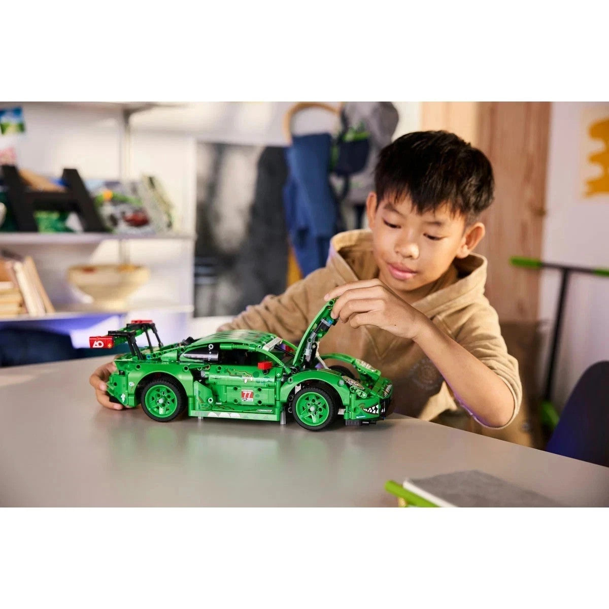 LEGO Technic 42224 Porsche 911 GT3 R REXY AO Racing Car 1313 PCS New Sealed
