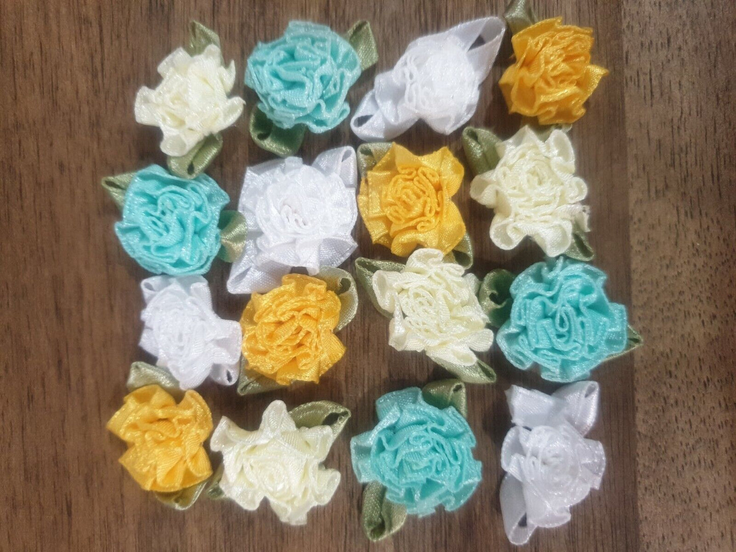 32 Pcs Handmade Ribbon Rosettes Fabric Flowers For Wedding,Clothes Embellishment
