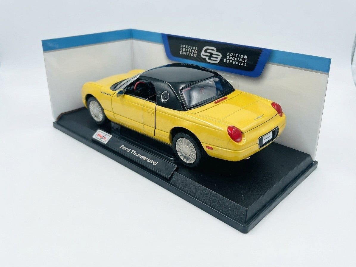 Maisto 1:18 2026 Special Edition Car – 2002 Ford Thunderbird (Yellow)