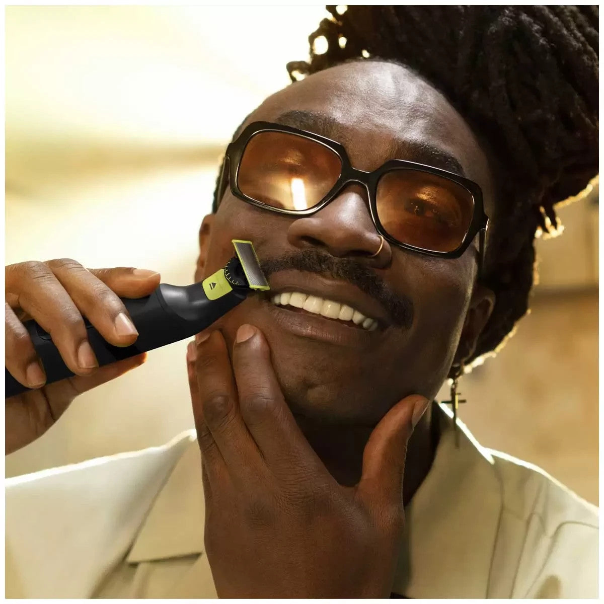 Philips OneBlade Face PRO 360 Bundle 12 Length Precision Comb 2X Blade