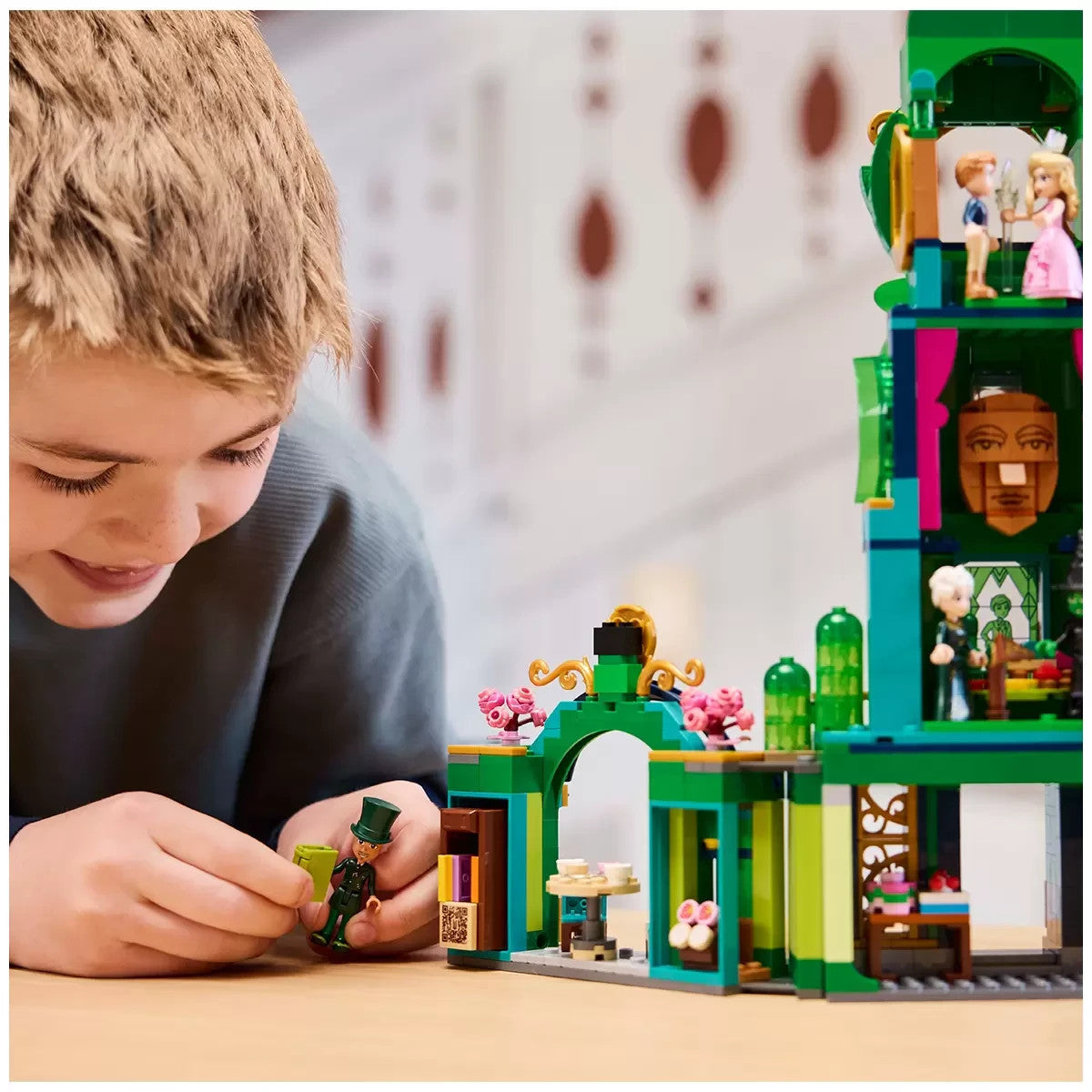 LEGO 75684 Wicked - Welcome to Emerald City