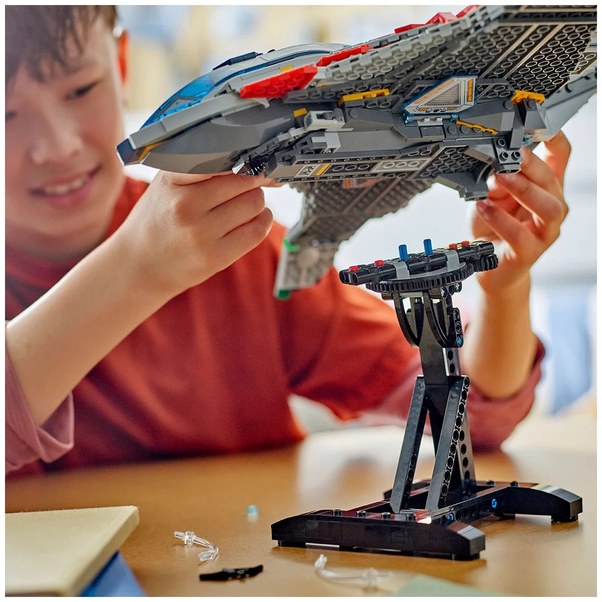 LEGO Marvel 76325: Avengers: Age of Ultron Quinjet