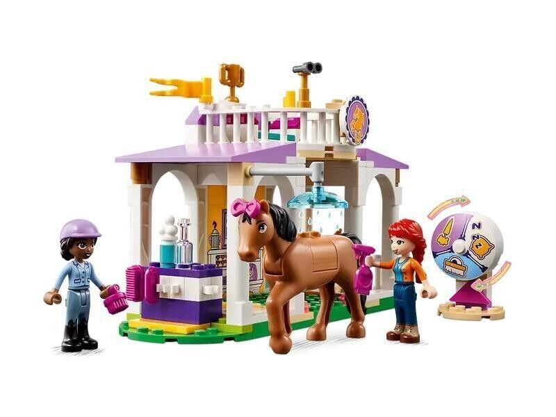 LEGO 41746 Friends Horse Training Brand New and Sealed