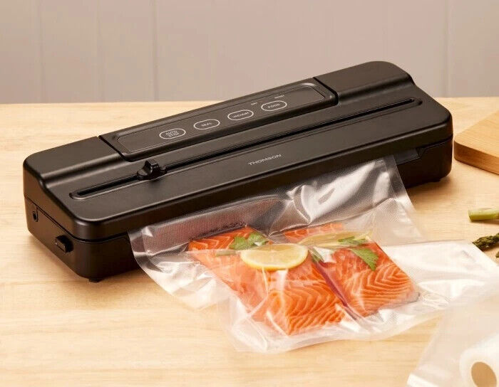 Vacuum Sealer Machine Fresh Food Storage Saver Bags Rolls With Built-in Cutter