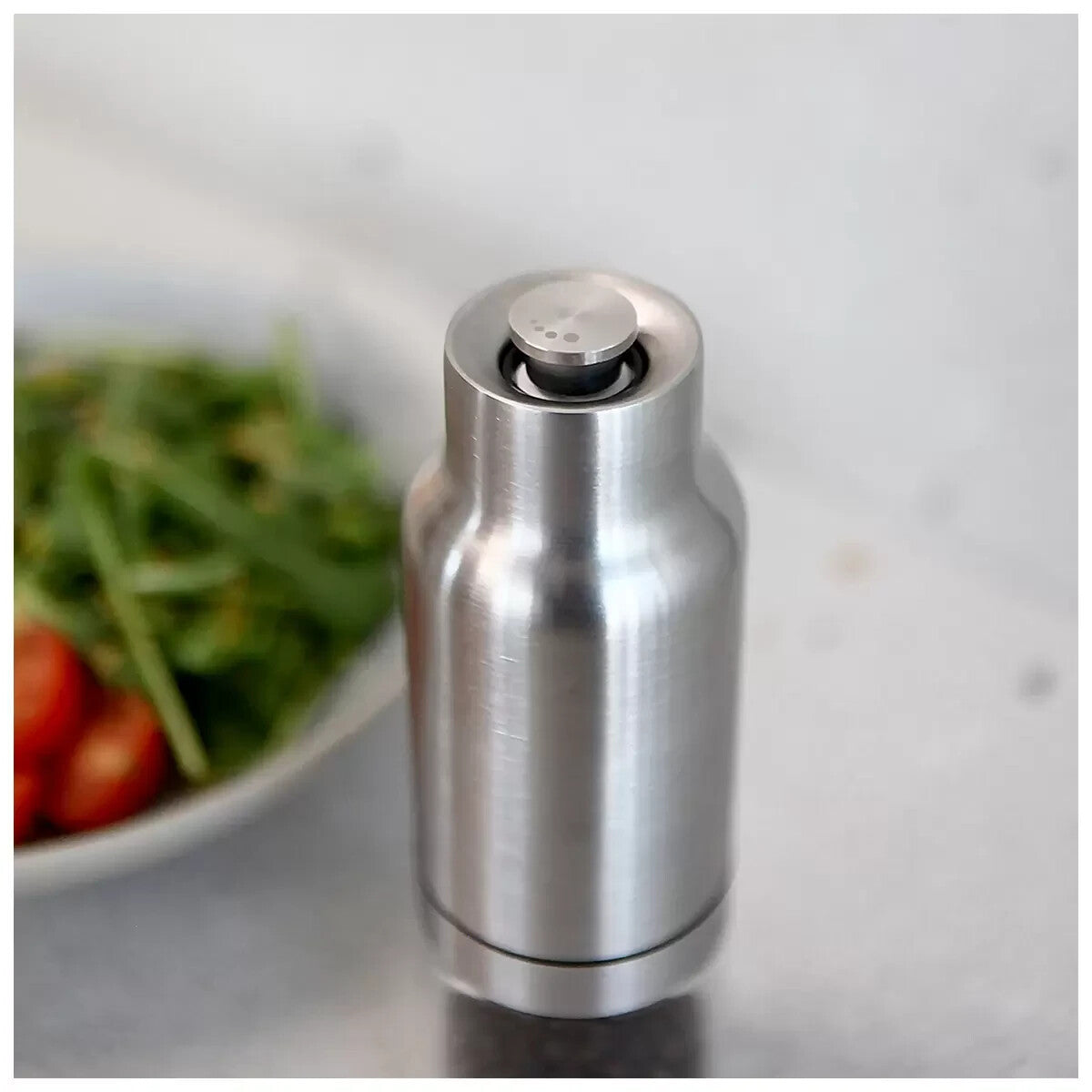 CARAHAN 2pcs Salt and Pepper Gravity Activated AUTO Electric Grinder Set