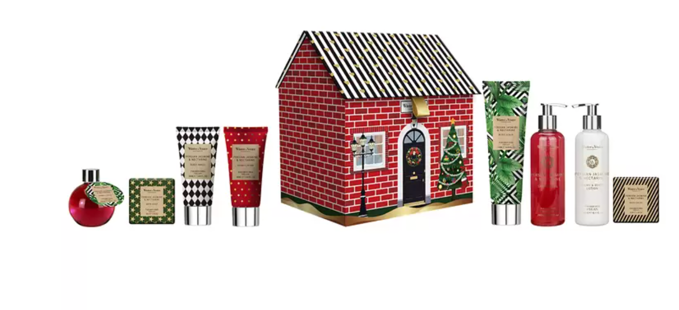 Winter in Venice Holiday House Bath & Body Gift Set 8 Pieces Hampers