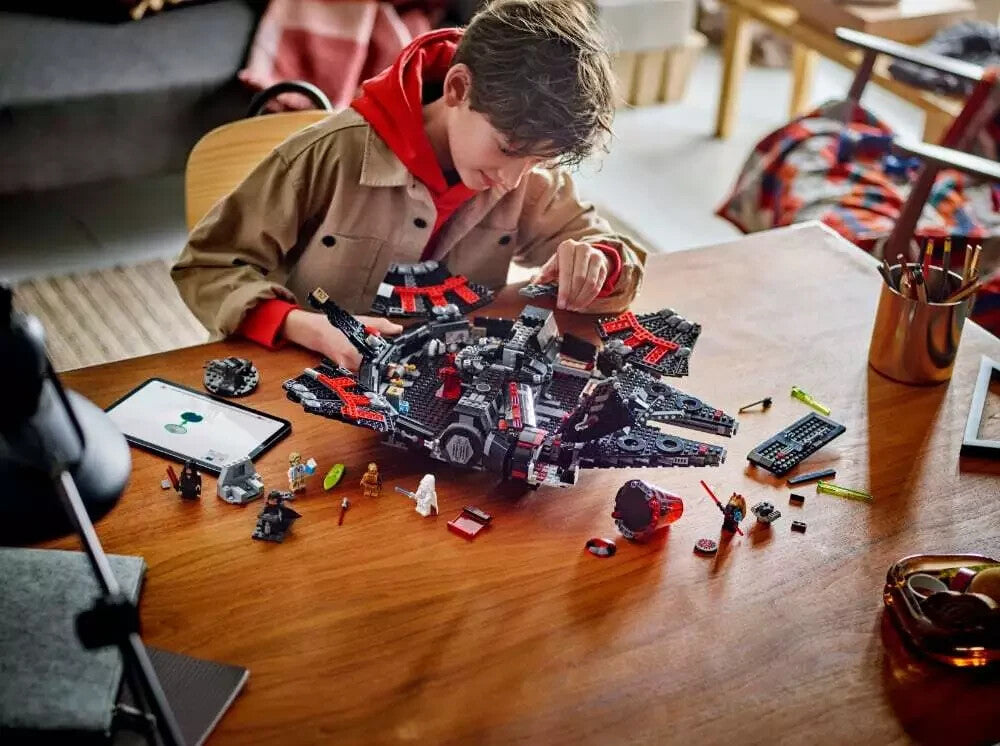 LEGO Star Wars The Dark Falcon (75389) NEW