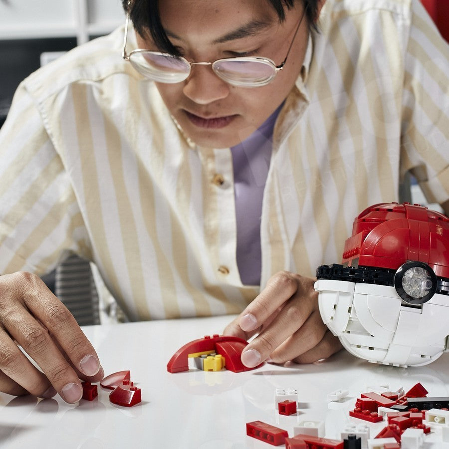 MEGA Pokemon Jumbo Poké Ball Buildable 304 Pieces