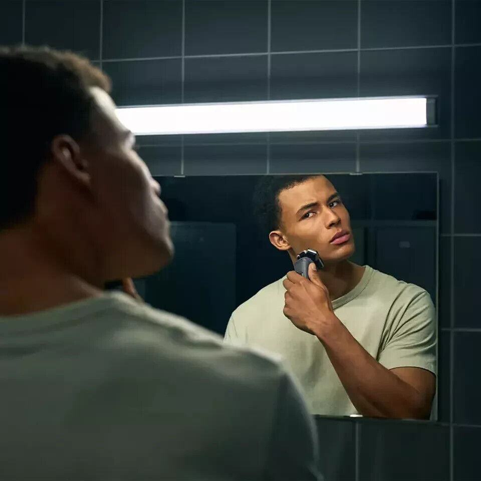 Philips 5000 Series SkinIQ Technology Men's Shaver S5880/20