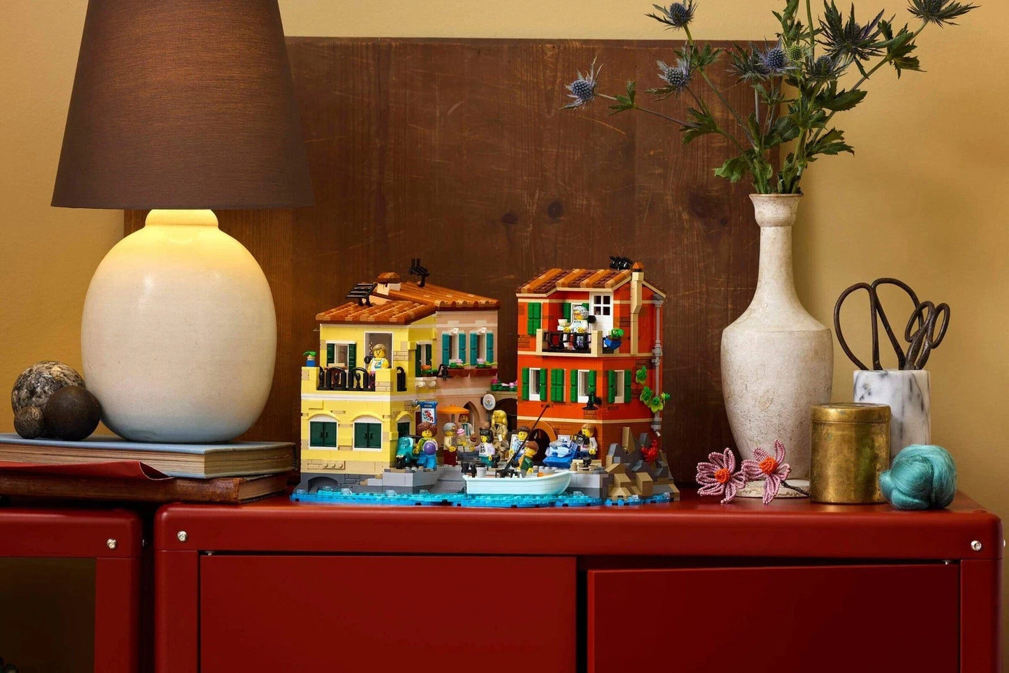 LEGO 21359 Ideas Italian Riviera Brand New