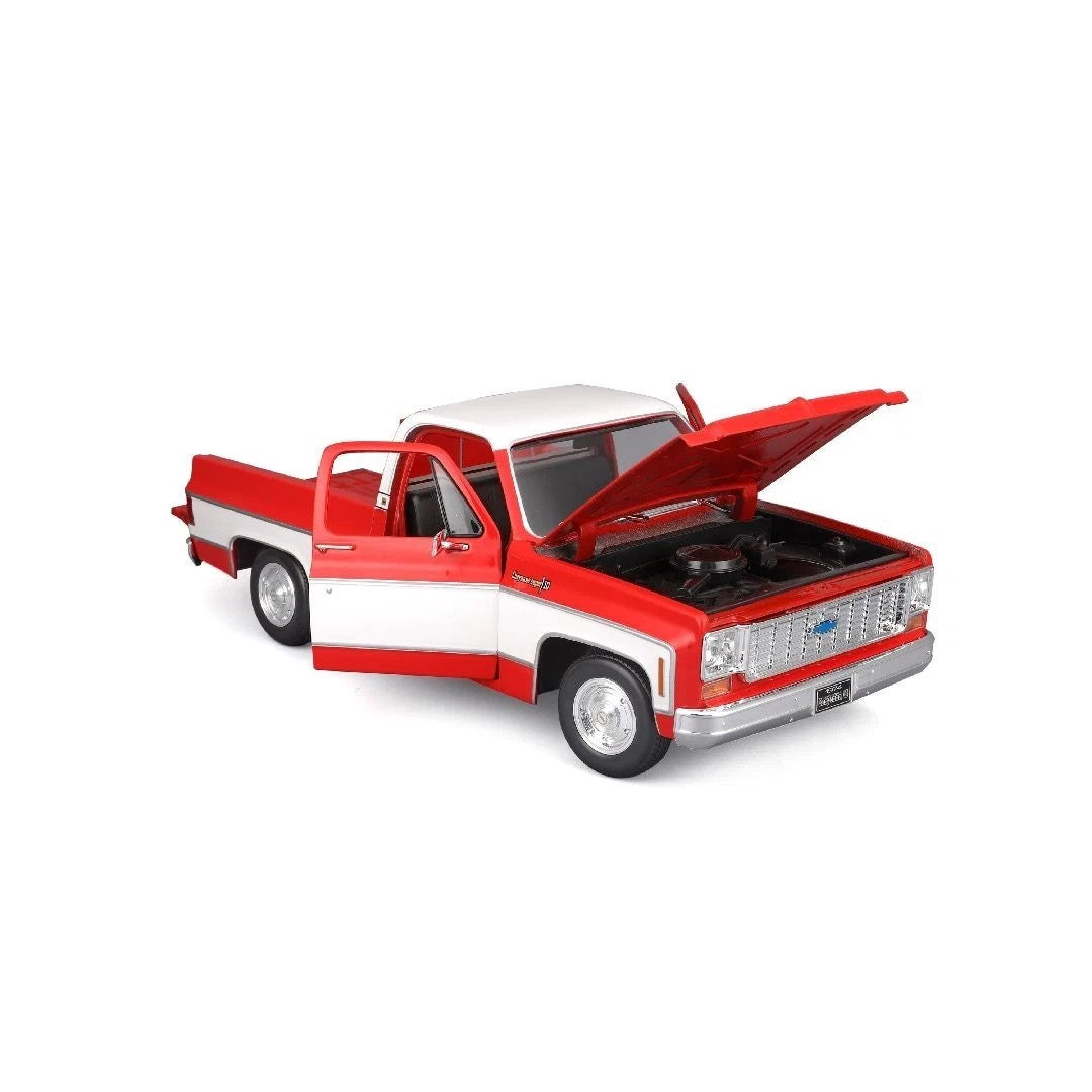 Maisto 1:18 Die Cast Cars Special Edition 1974 Chevrolet C10 Cheyenne Super