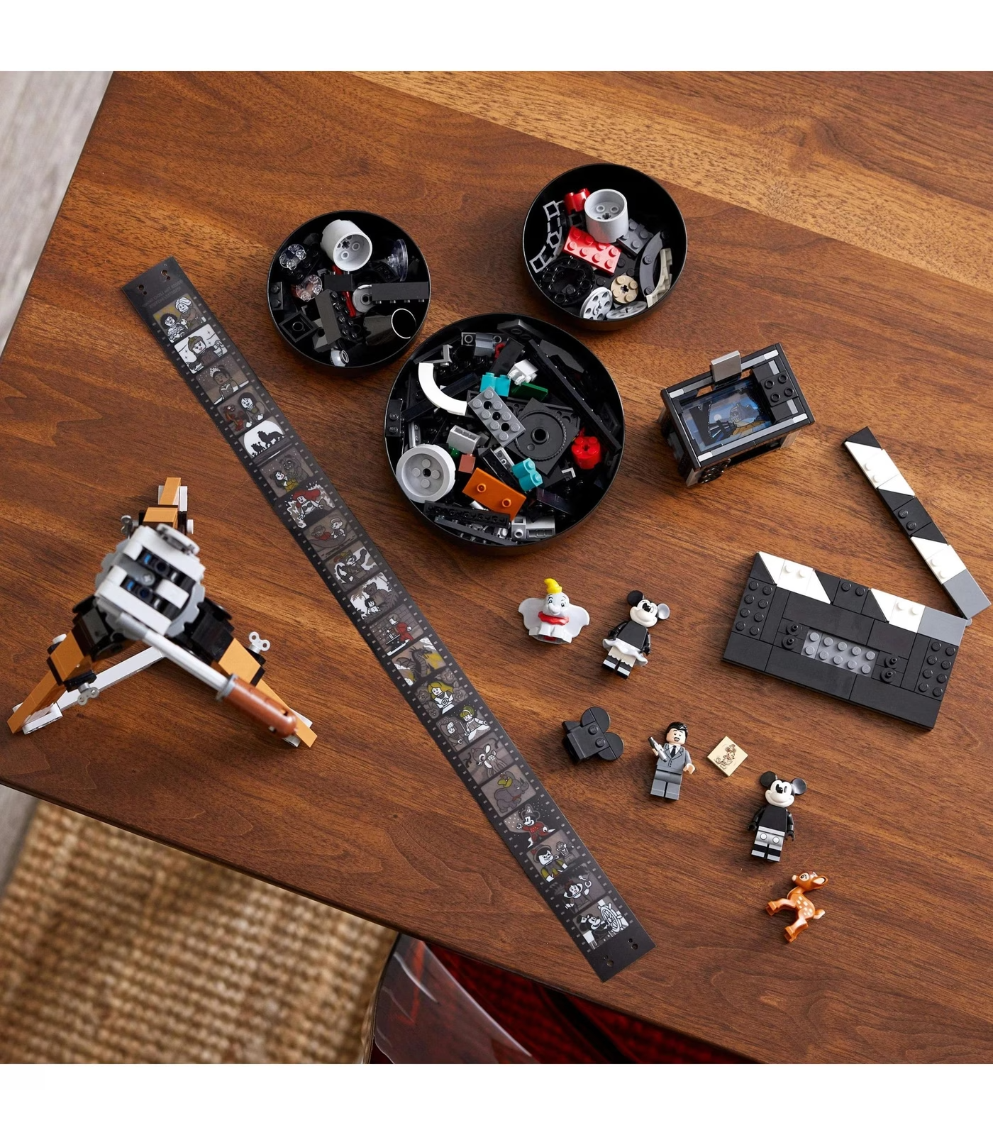 LEGO Disney: Walt Disney Tribute Camera (43230) - Brand New And Sealed