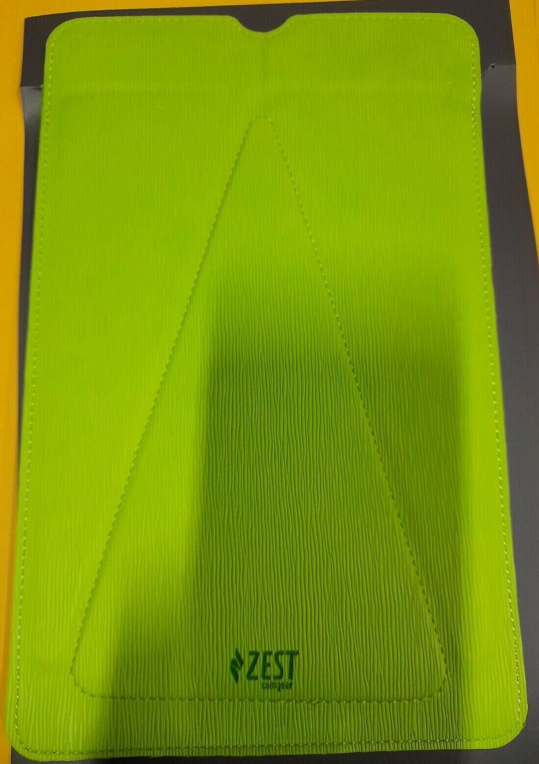 Zest Comgear 'Lux' Foldable Sleeve for Ipad Mini Brand New