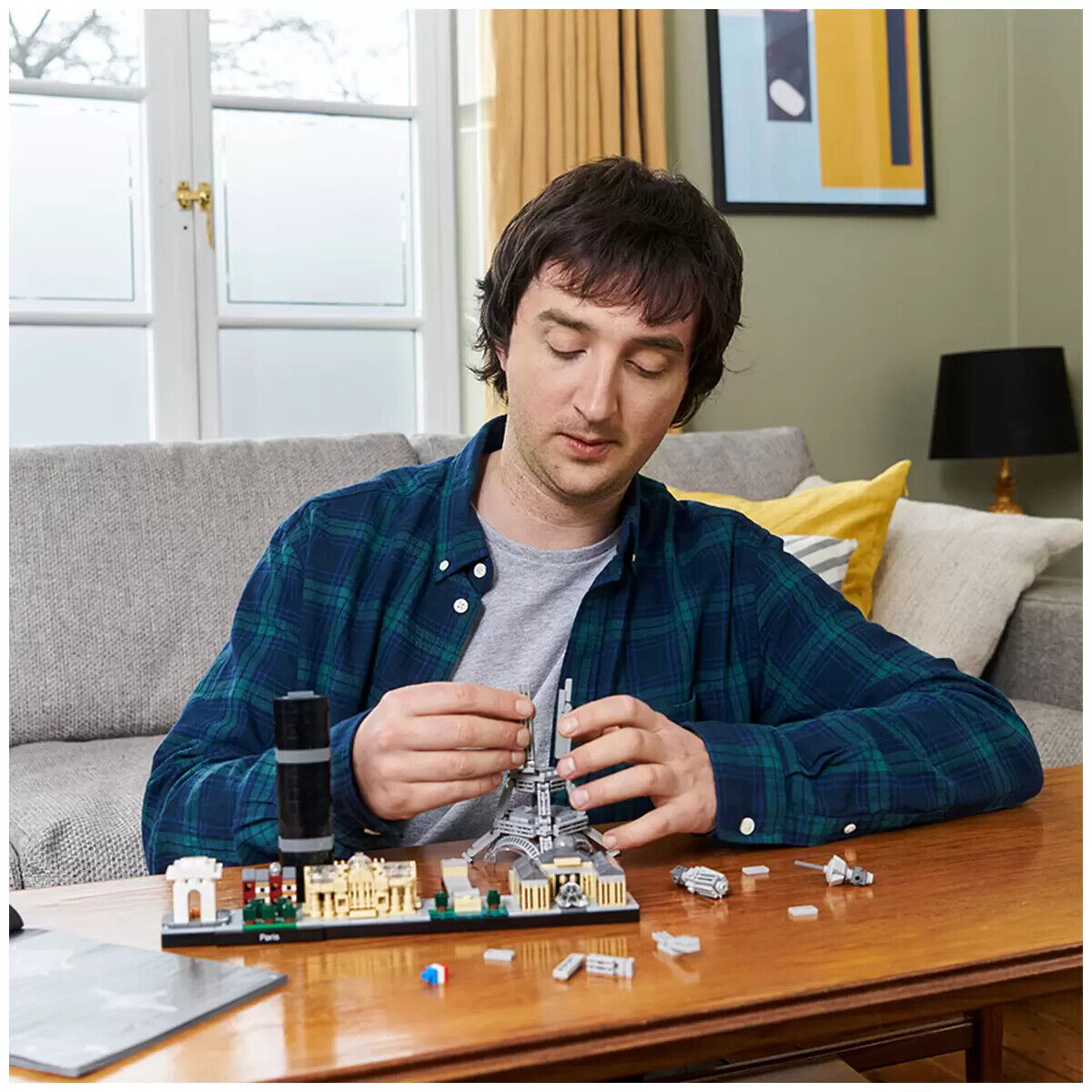 LEGO Architecture Skyline Collection 21044 Paris Buildings France & Eiffel Tower