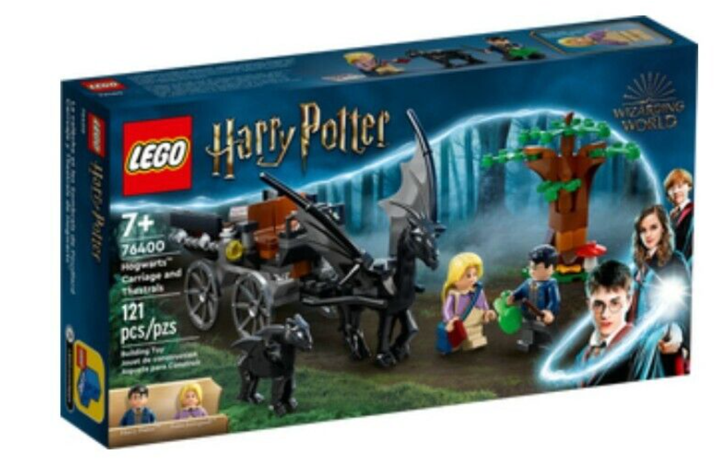 LEGO Harry Potter 76400 Hogwarts Carriage and Thestrals