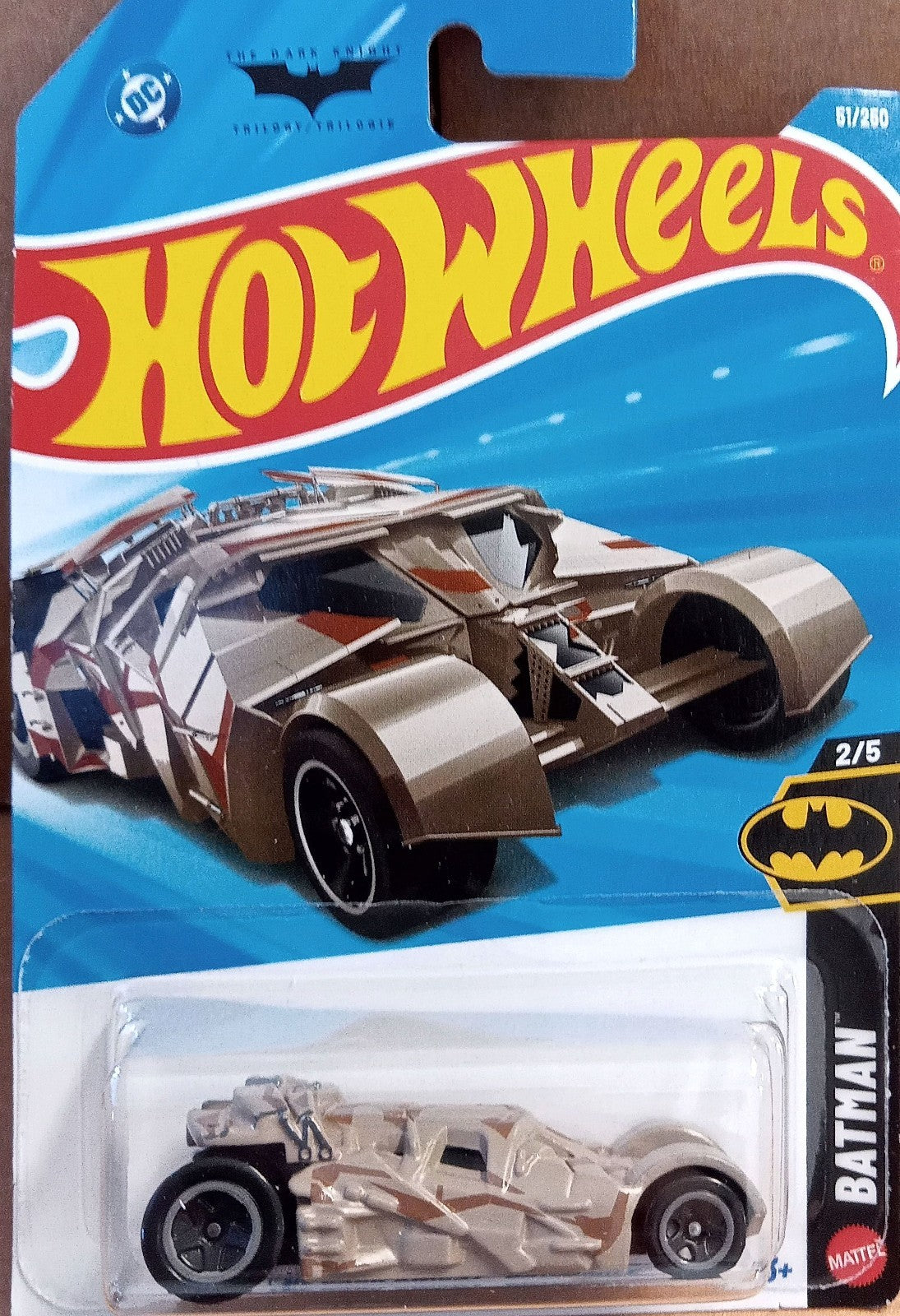 Hot Wheels DC Batman Series 2/5 - The Dark Knight™ Batmobile™ 51/250