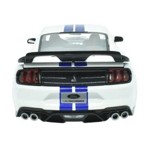 Maisto 1:18 2020 Mustang Shelby GT500 – White with Stripes – Special Edition