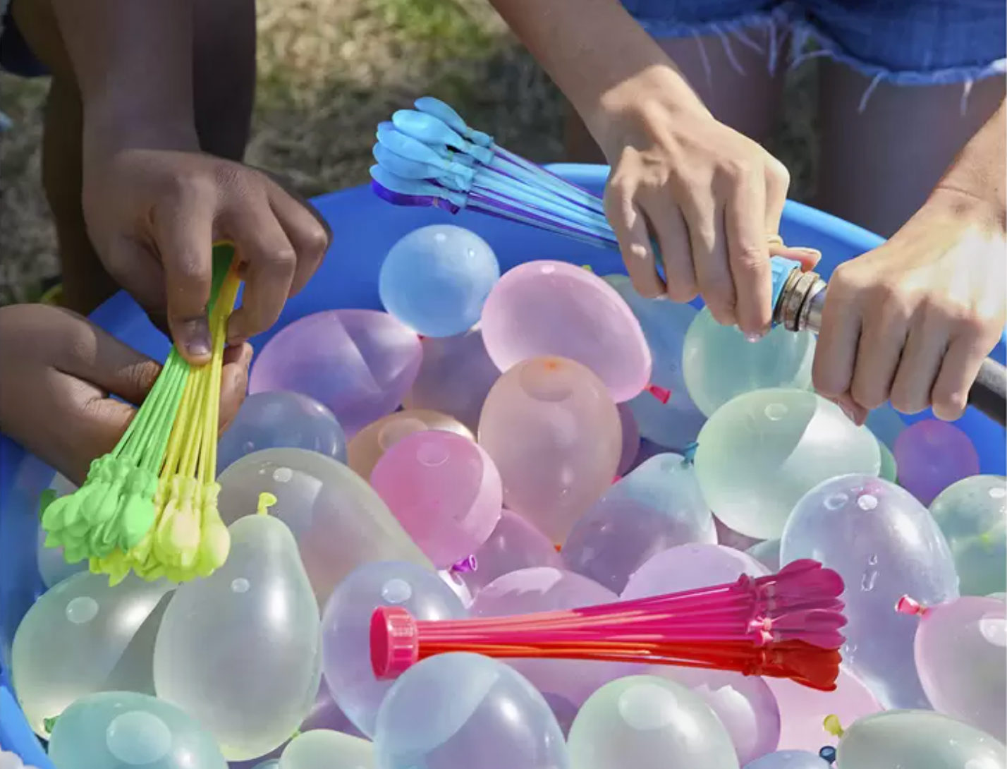 Zuru Bunch O Balloons Neon Colours Splash 12 pack 420 Water Balloons Included