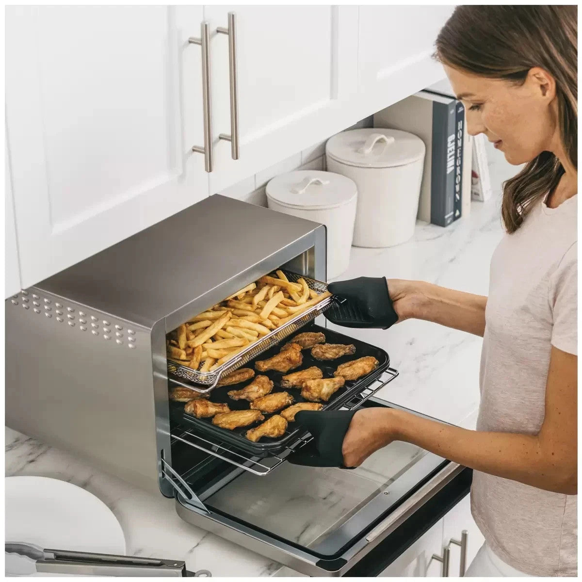 Ninja Foodi 8-in-1 Pro Air Fry Oven Extra Large Black/Grey DT200 - Free Shipping