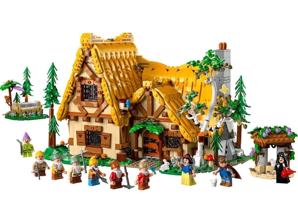 LEGO 43242 Snow White and the Seven Dwarfs Cottage New