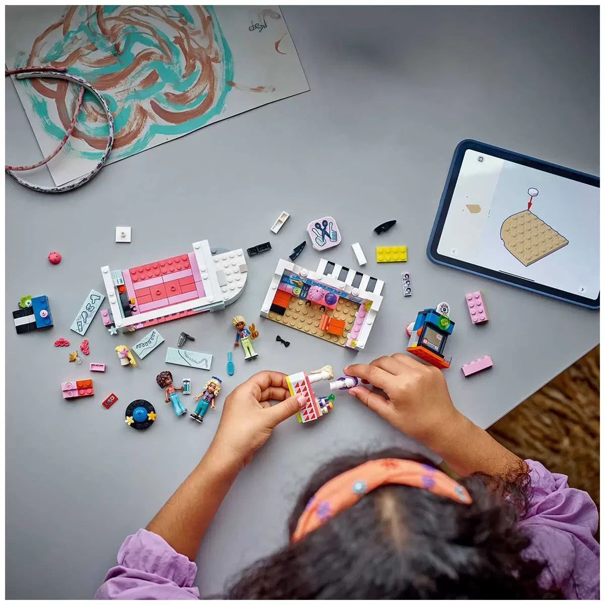 LEGO Friends 42662: Hair Salon and Accessories Shop