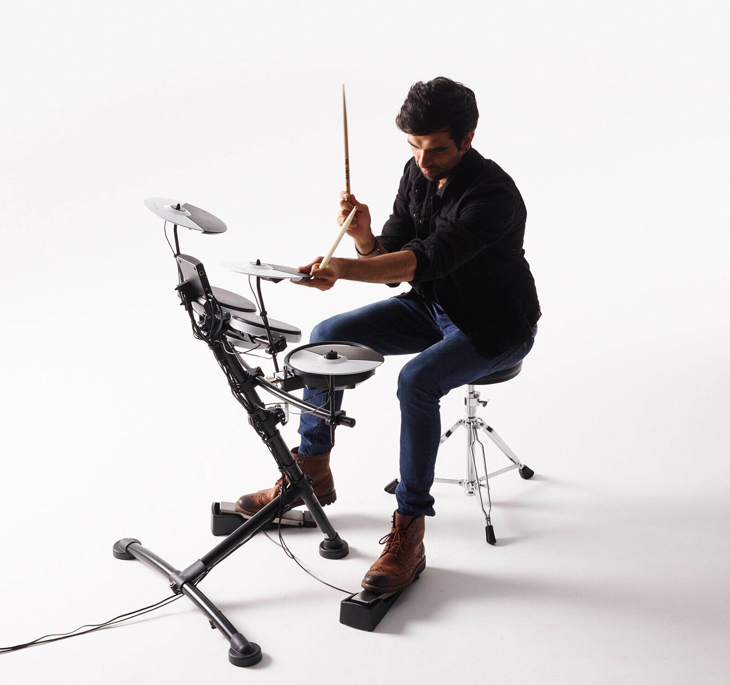 ROLAND TD1K Electric Electronic V Drums Kit 15 Sound Type with Drumsticks