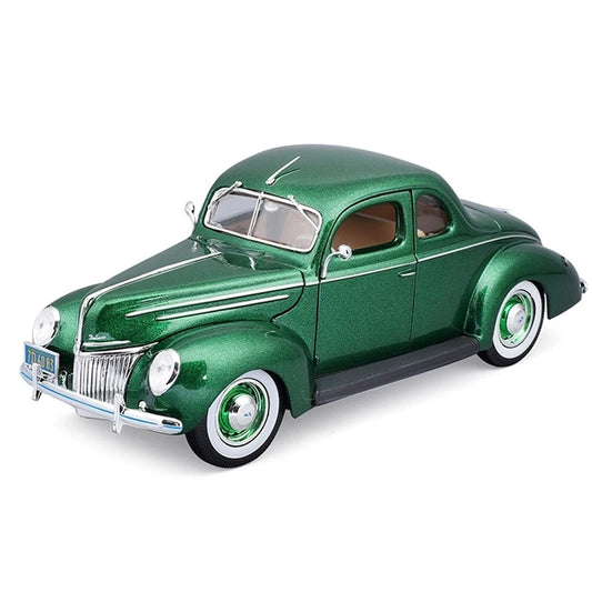 Maisto 1:18 1939 Ford Deluxe Coupe – Metallic Green – Special Edition